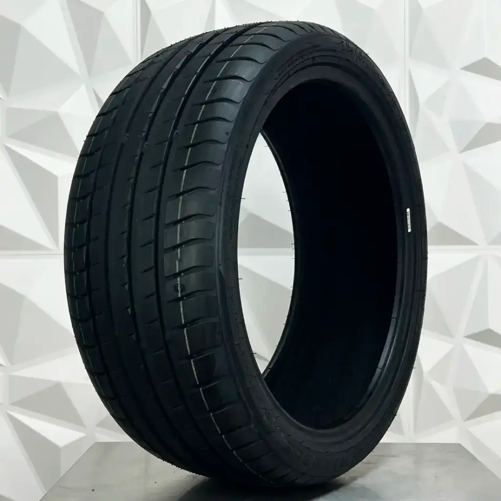 LLANTA TALON TH202 215/50R17 TRIANGLE 95Y